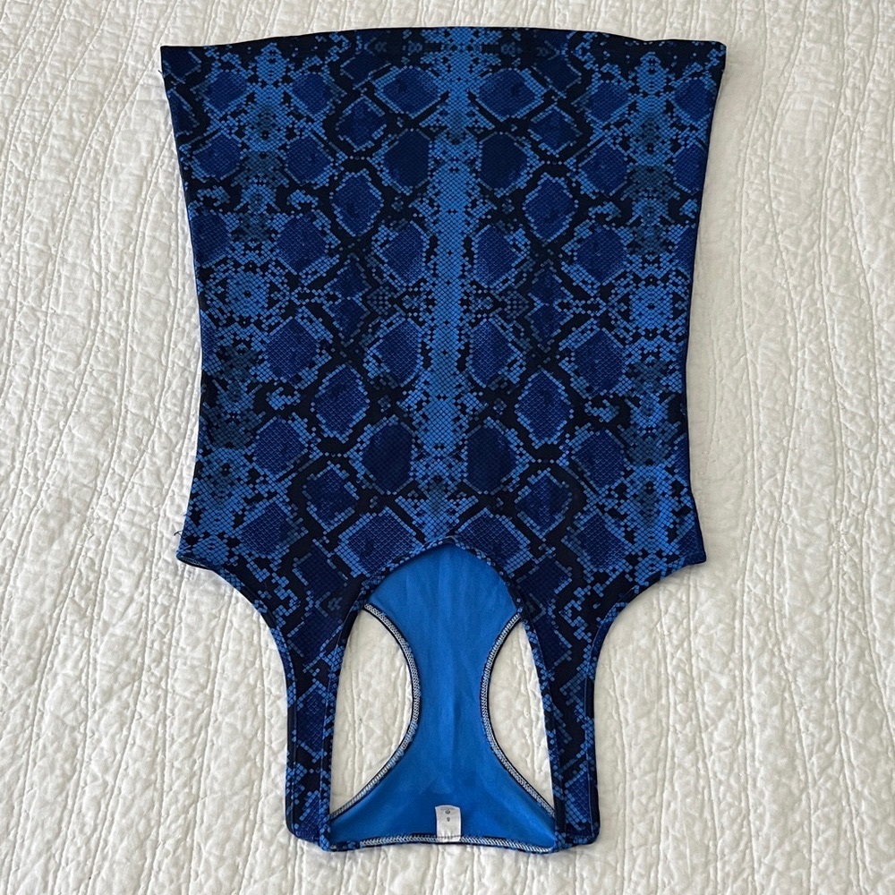 Blue Snake Print tank top